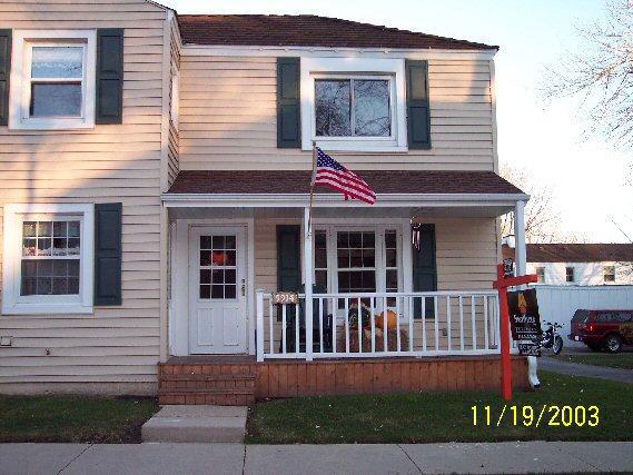 5914 Dendron Ln., Greendale, WI 53129