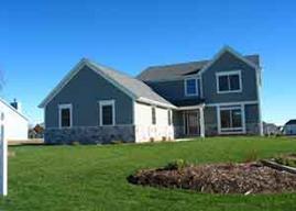 10208 S Settlers Way, Oak Creek, WI 53154