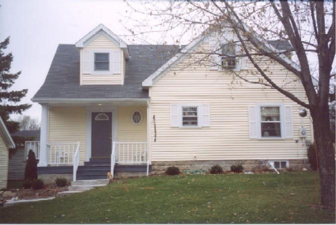 2727 S 132nd St., New Berlin, WI 53151