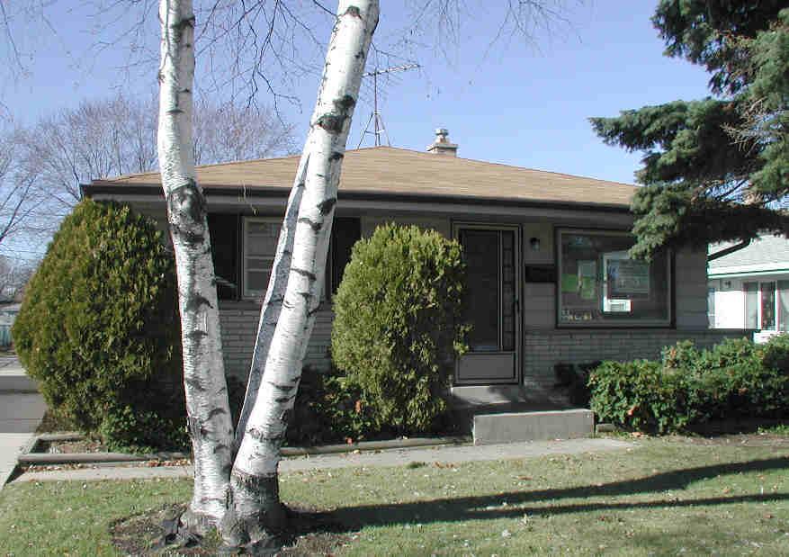 3179 S 98th St., Milwaukee, WI 53227