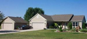 7917 S Mystic Dr., Muskego, WI 53150