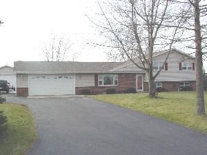 3937 Ernst Dr., Hartford, WI 53027