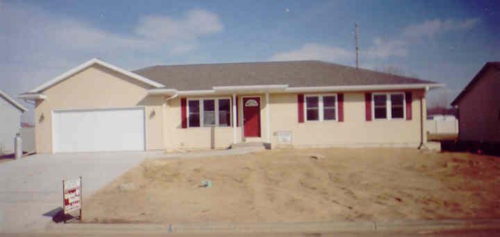 805 Eastwood St., Holmen, WI 54636