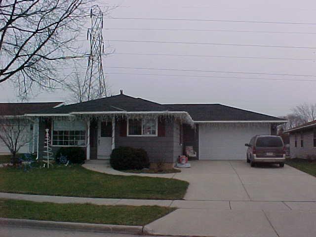 6821 56th Ct., Kenosha, WI 53142