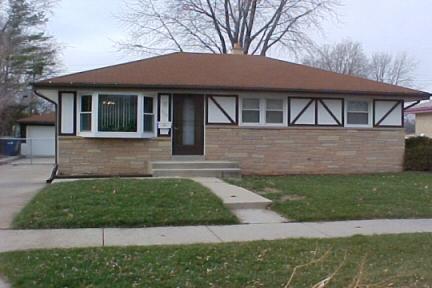 5745 N 81st St, Milwaukee, WI 53218