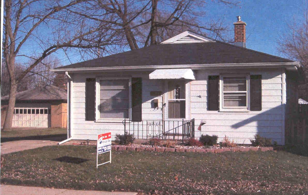 1529 Orchard St., Racine, WI 53405