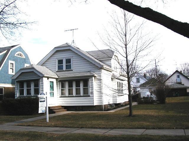 3130 S Quincy Ave., Milwaukee, WI 53207