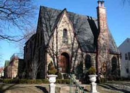 1604 E Chateau Pl., Whitefish Bay, WI 53217