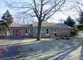 5350 S 31st St., Greenfield, WI 53221