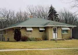 905 Green Tree Rd., West Bend, WI 53090