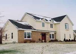 658 River Bluff Cir., Oconomowoc, WI 53066