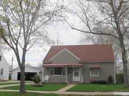 2202 Sunrise Dr., La Crosse, WI 54601