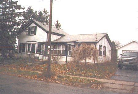 515 Center St., Hartford, WI 53027