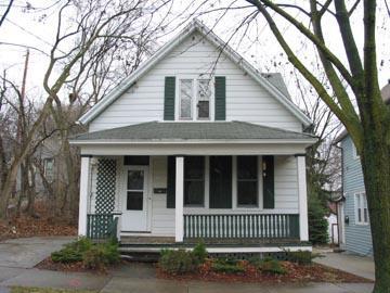 1390 N 72nd St., Wauwatosa, WI 53213