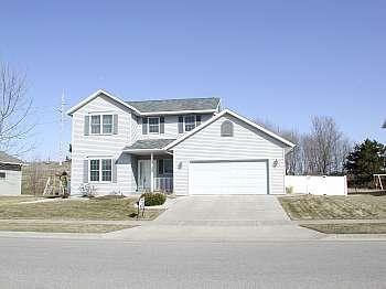 1013 Eastwood St., Holmen, WI 54636