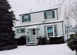 5852 N 68th St., Milwaukee, WI 53218