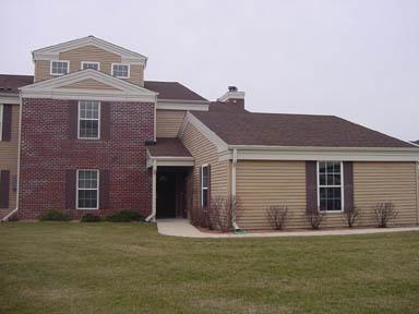 N16W26583 Wild Oats Dr. #B, Pewaukee, WI 53072
