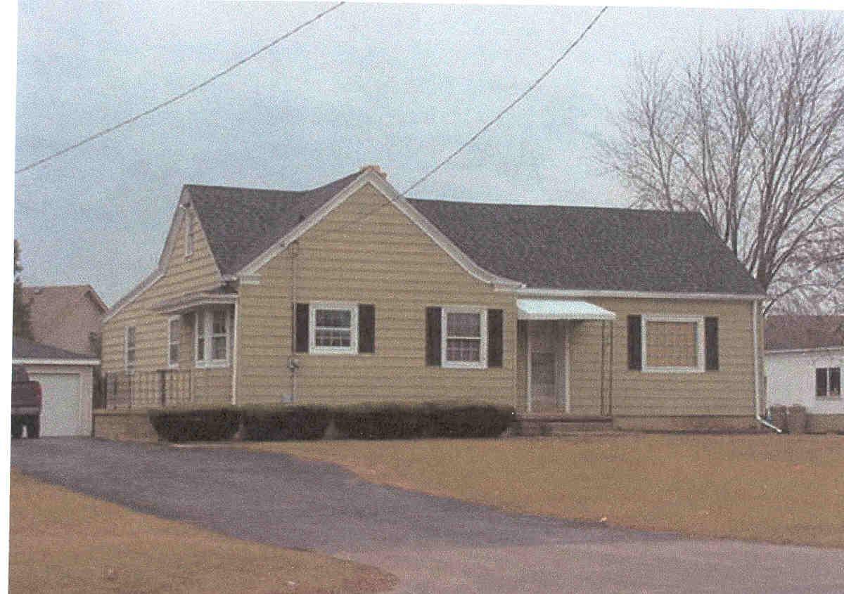 1348 30th Ave, Kenosha, WI 53144