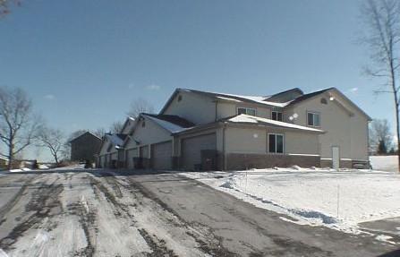 842 Evergreen Dr. #6, Hartford, WI 53027