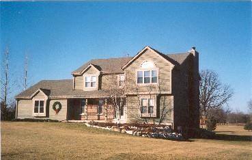 W254N5055 Mckerrow Dr, Lisbon, WI 53072