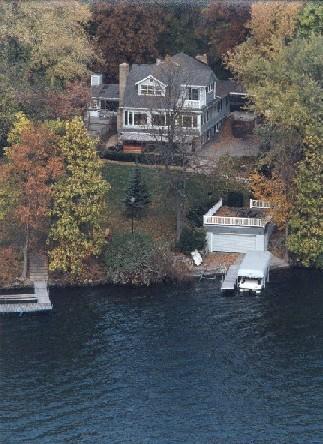 29435 W Hillcrest Dr., Delafield, WI 53072