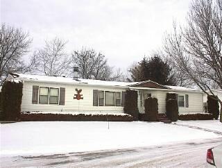 829 S Eastown Manor, Elkhorn, WI 53121