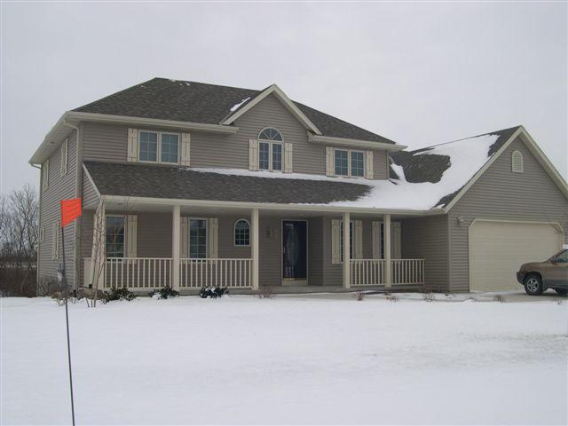 620 Mary Knoll Ln., Watertown, WI 53098