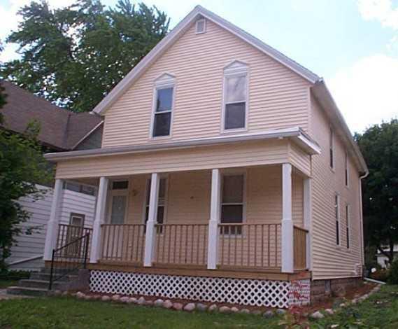 727 W Grand Ave., Port Washington, WI 53074