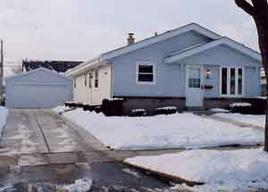 3749 S 93rd St, Milwaukee, WI 53228