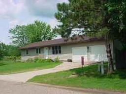 W8428 N Shore Dr., Onalaska, WI 54650
