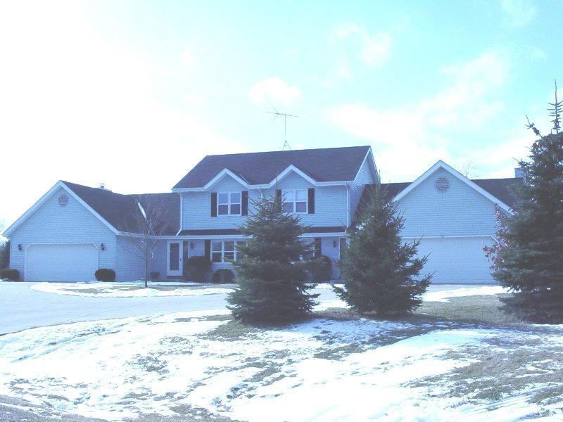[Address Hidden by Seller], Oconomowoc, WI 53066