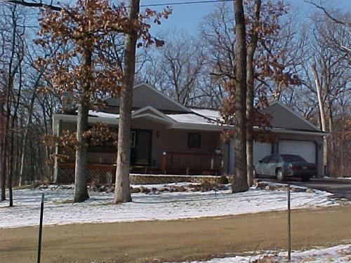3229 N Ridge Rd., Geneva, WI 53147