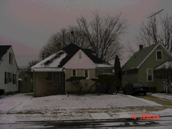 1105 Wolff St, Racine, WI 53402