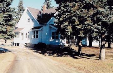 6110 W County Line Rd., Mequon, WI 53092