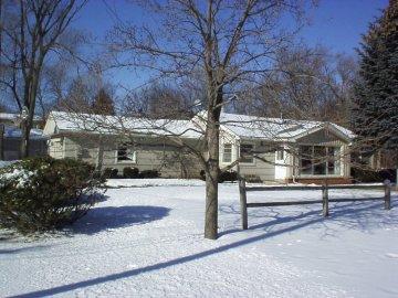 2815 S 124th St, New Berlin, WI 53227