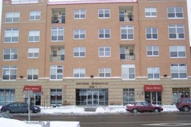 1920 N Farwell Ave. #400, Milwaukee, WI 53202