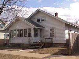 1322 Redfield, La Crosse, WI 54601