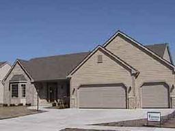 856 Juniper Ln., Hartford, WI 53027