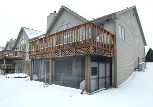 524 Oak Ridge Dr., Hartland, WI 53029