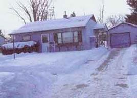 956 Birchwood Dr, West Bend, WI 53095