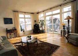 1550 N Warren Ave #304, Milwaukee, WI 53202