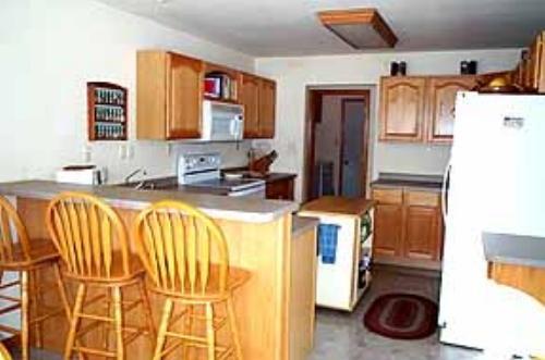 W2175 Oak Ridge Ave., East Troy, WI 53120