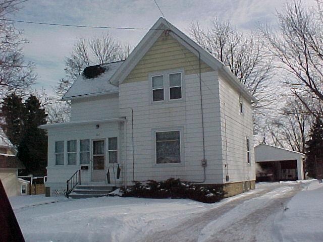 207 Margaret St., Watertown, WI 53098