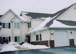 664 Pewaukee Rd., Pewaukee, WI 53072