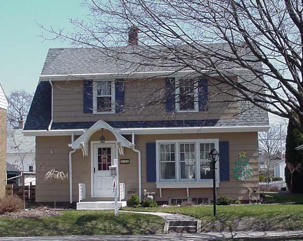 2421 N 6th St., Sheboygan, WI 53083