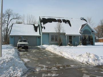 4102 E Barton Oaks Ct., Oak Creek, WI 53154