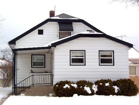 2208 S 63rd St., West Allis, WI 53219