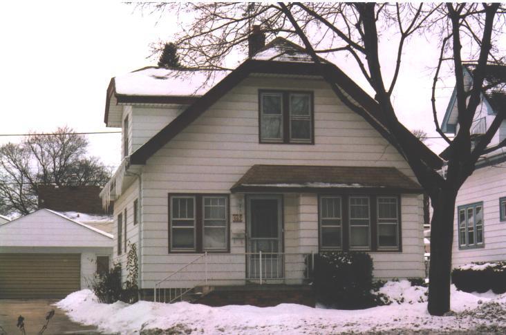 467 E Howard Ave, Milwaukee, WI 53207