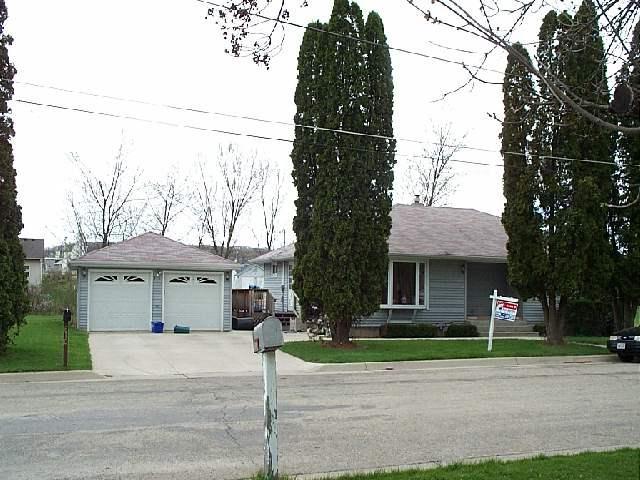 810 Clay St., Watertown, WI 53098