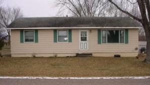 5782 N Lake Park Dr., Onalaska, WI 54650